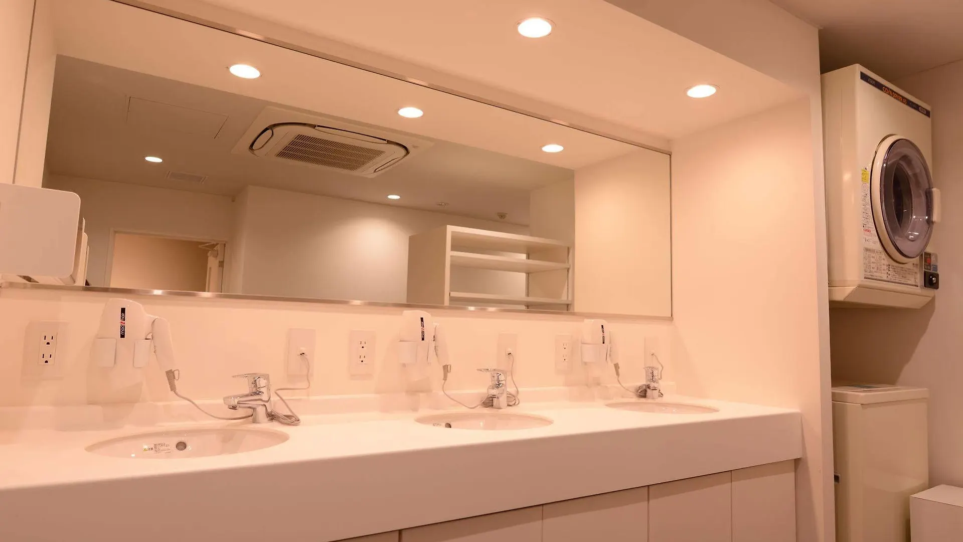Nihonbashi Muromachi Bay Hotel Tokió Kapszulahotel